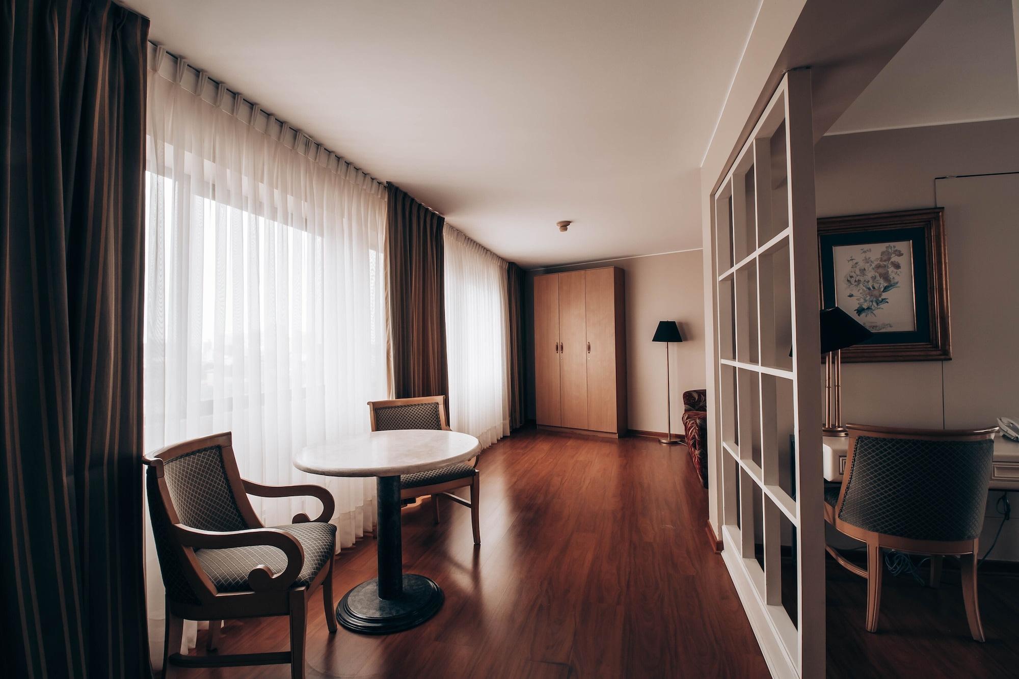 Suites Del Bosque Hotel ลิมา ภายนอก รูปภาพ