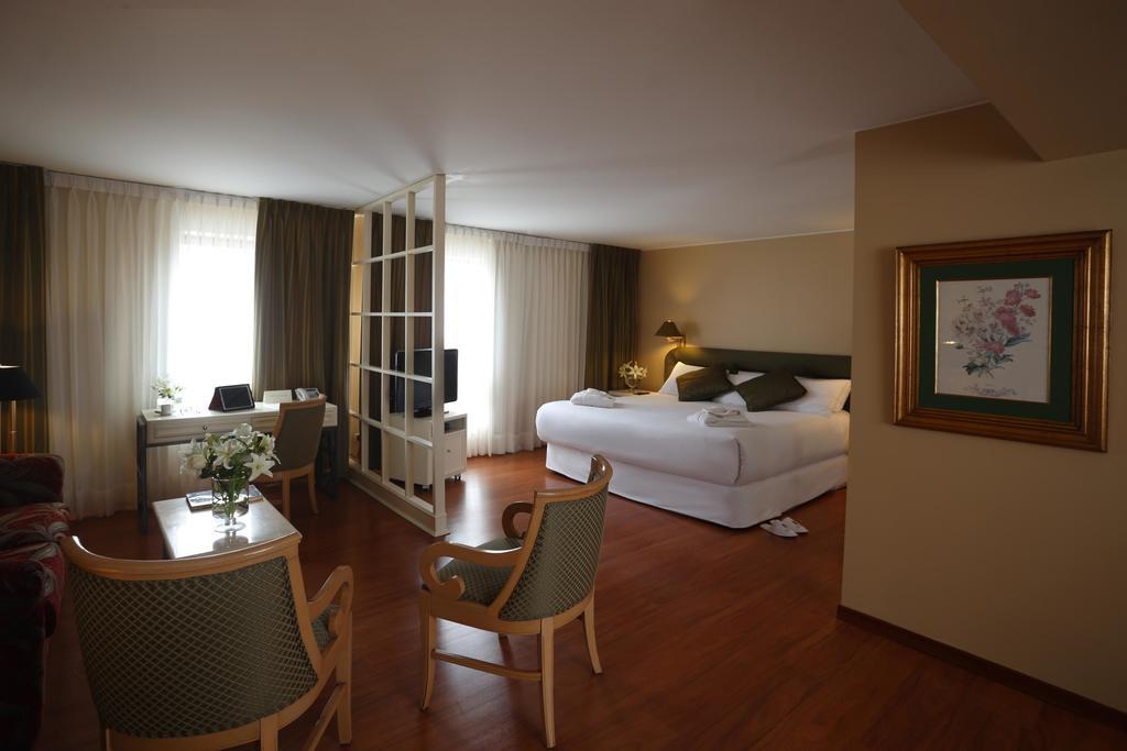 Suites Del Bosque Hotel ลิมา ภายนอก รูปภาพ